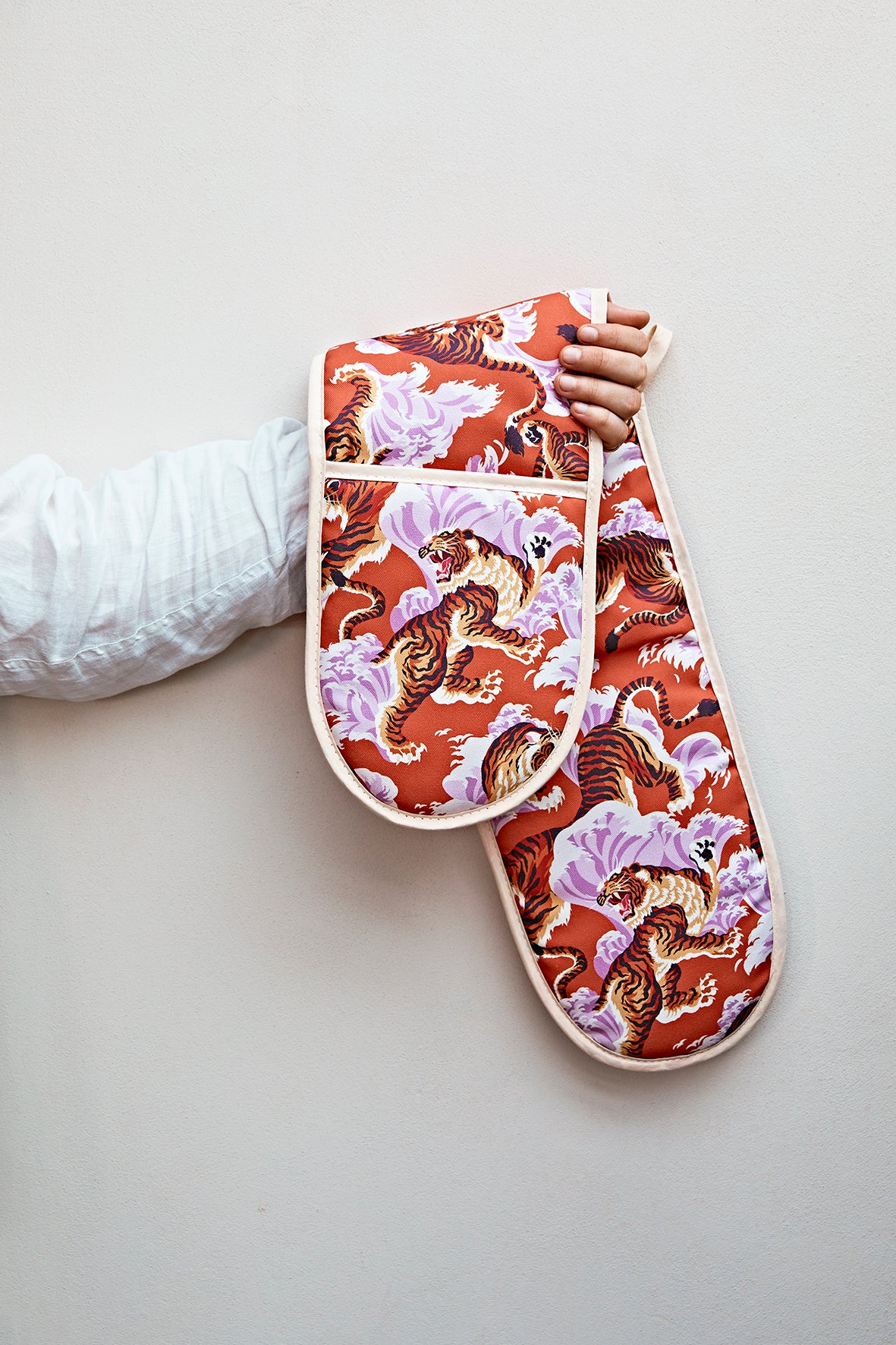 Easy Tiger Organic Oven Gloves